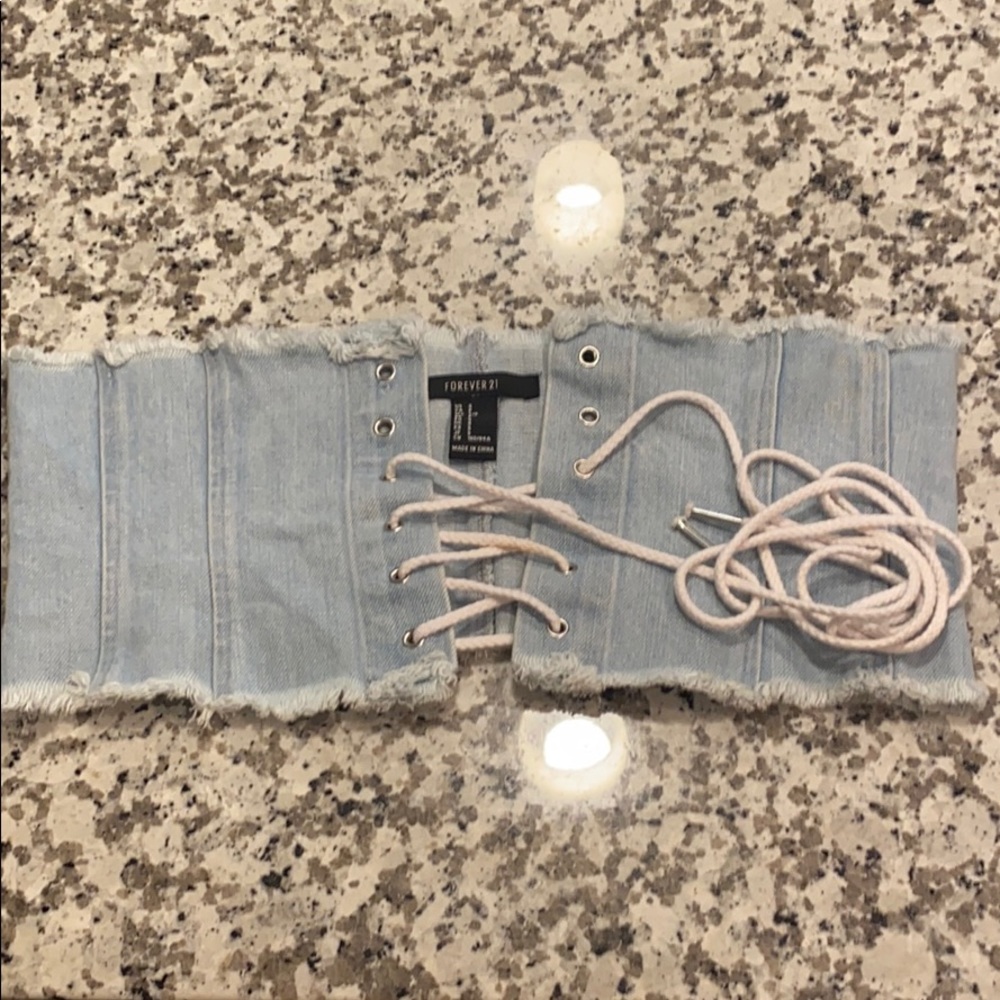 Mini corset